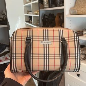 Burberry Purse